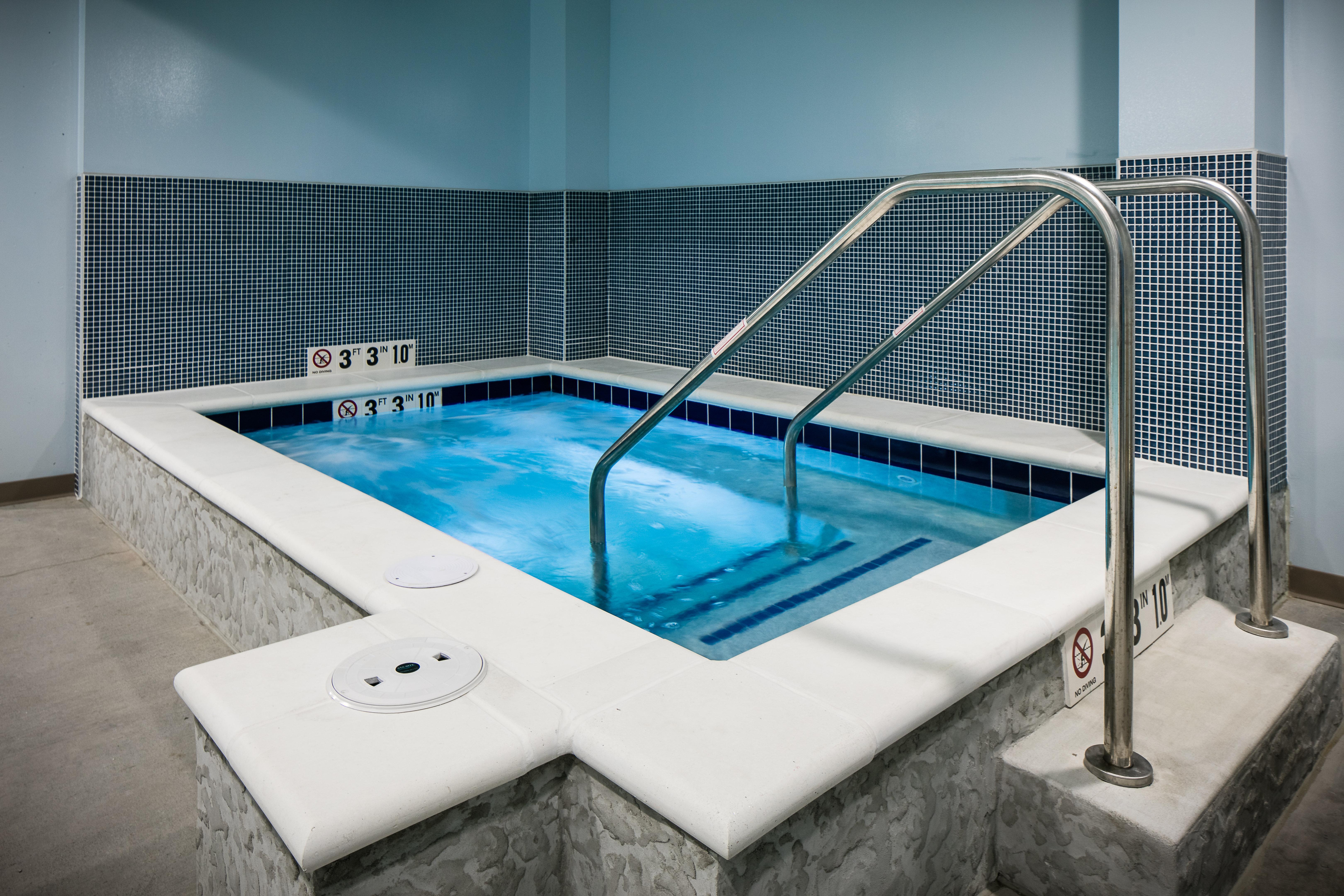 Staybridge Suites Des Moines Downtown By Ihg Bagian luar foto
