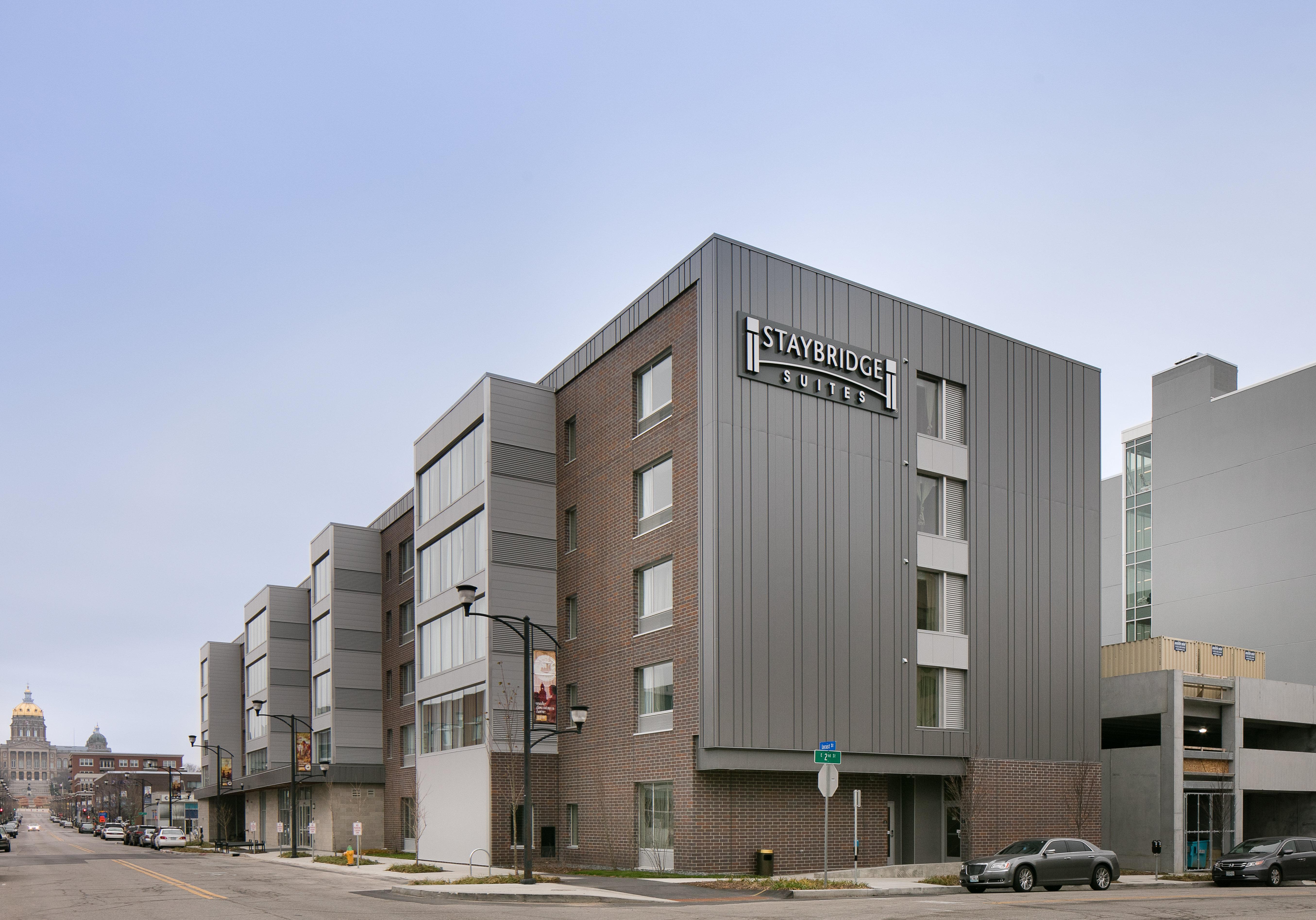 Staybridge Suites Des Moines Downtown By Ihg Bagian luar foto